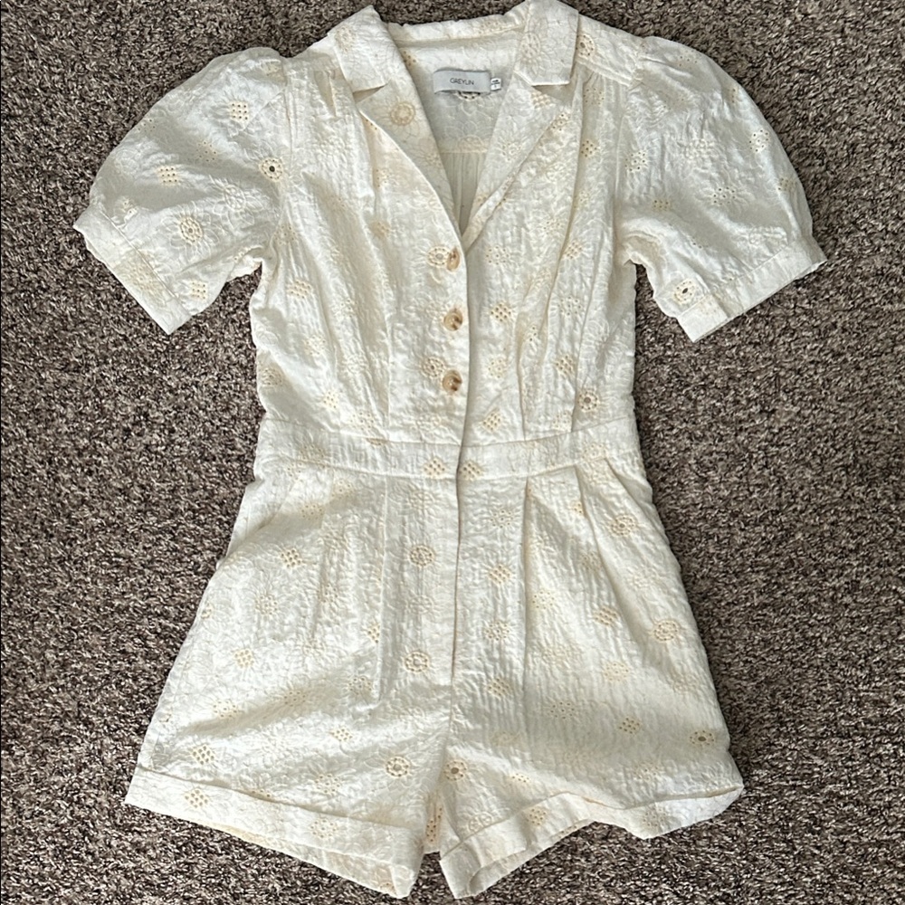 Greylin Floral Embroidered Top
